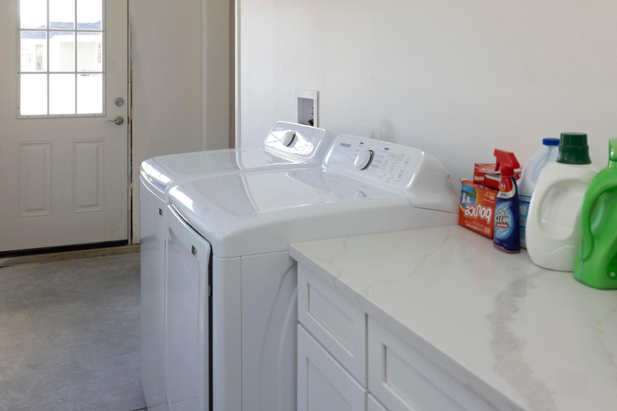 Bright 4Br Beach House, Pine Point Perfection Scarborough Esterno foto