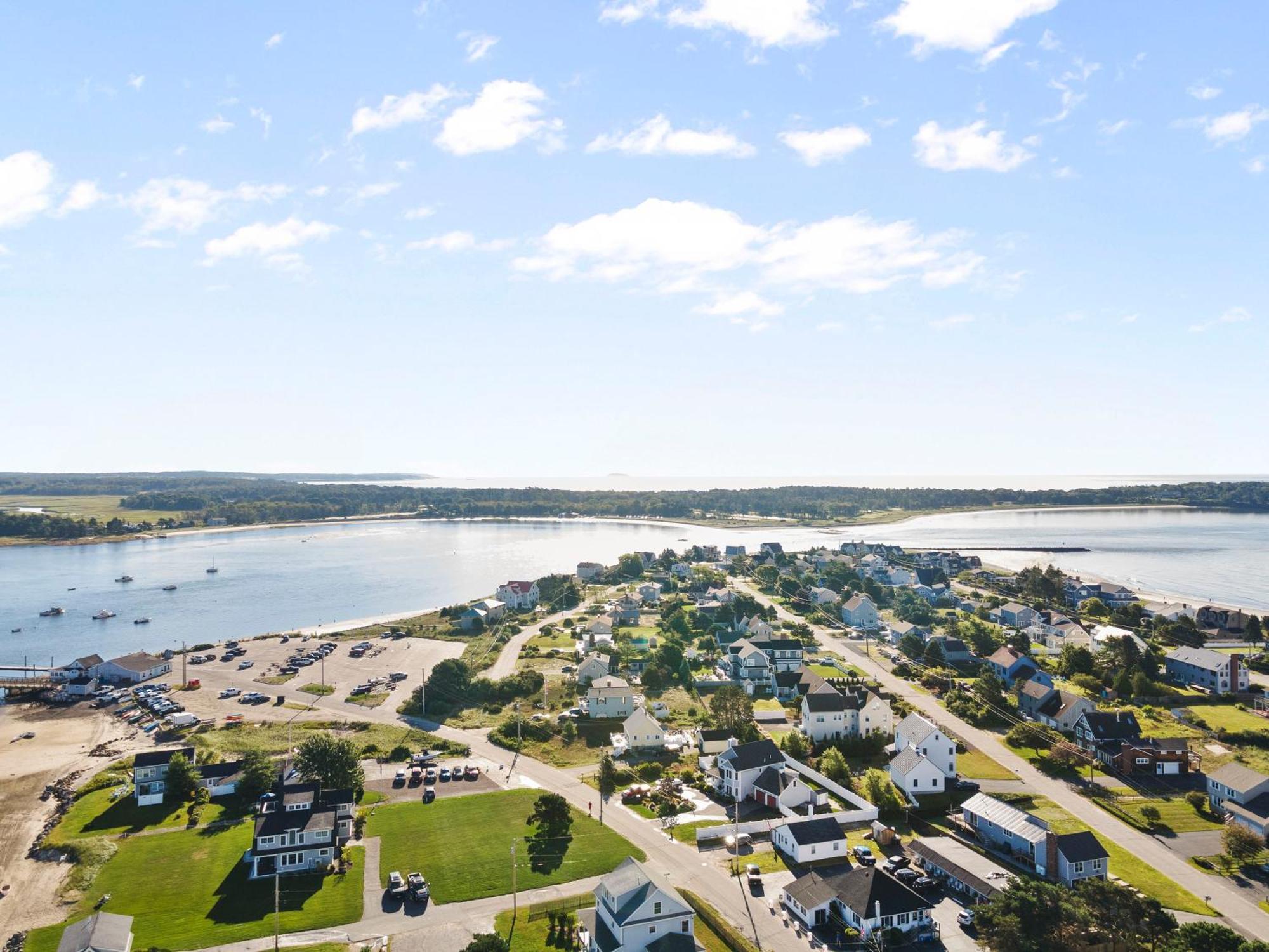 Bright 4Br Beach House, Pine Point Perfection Scarborough Esterno foto